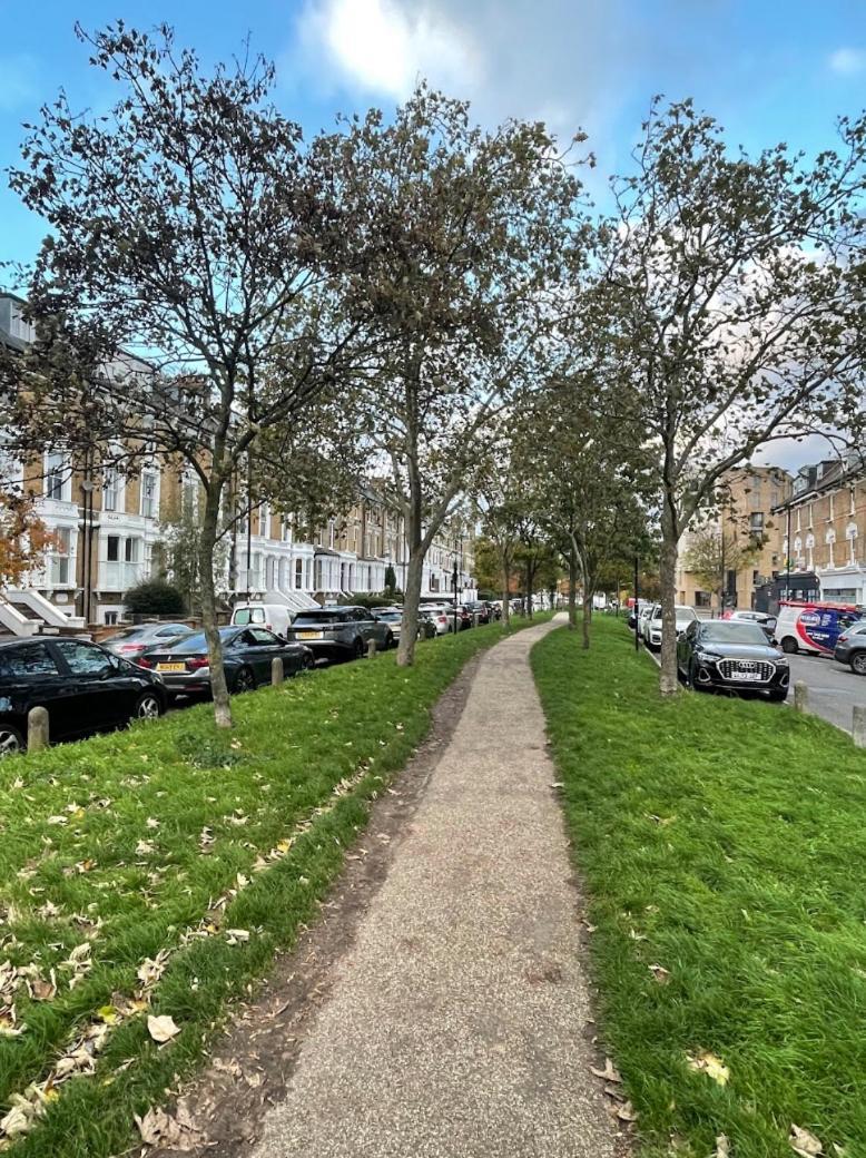 Top Floor Apartment In Islington London Exterior foto